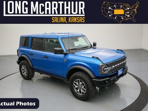 Certified 2025 Ford Bronco Badlands image 1