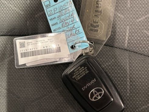 Used 2024 Toyota RAV4 XLE image 25