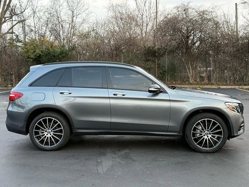 Used 2019 Mercedes-Benz GLC 300 w/ Driver Assistance Package image 11