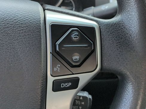 Used 2015 Toyota Tundra SR5 w/ SR5 Upgrade Package AWD/4WD image 23
