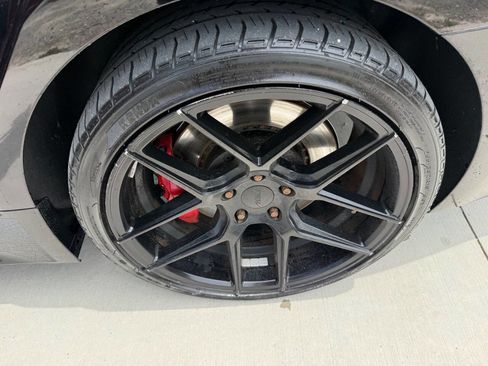 Used 2018 Kia Stinger GT1 RWD image 18