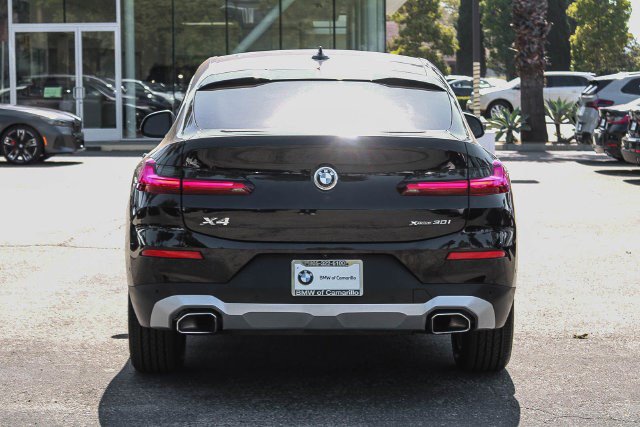 Used 2025 BMW X4 xDrive30i w/ Convenience Package AWD/4WD image 6
