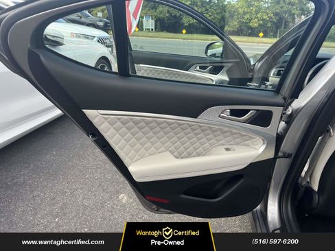 Used 2022 Genesis G70 3.3T w/ Sport Prestige Package image 13