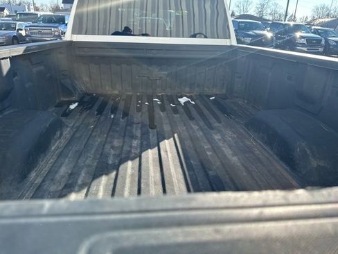 Used 2023 Chevrolet Silverado 2500 LT w/ Snow Plow Prep/Camper Package image 6