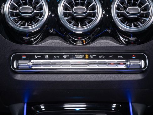 New 2026 Mercedes-Benz GLB 250 4MATIC image 20