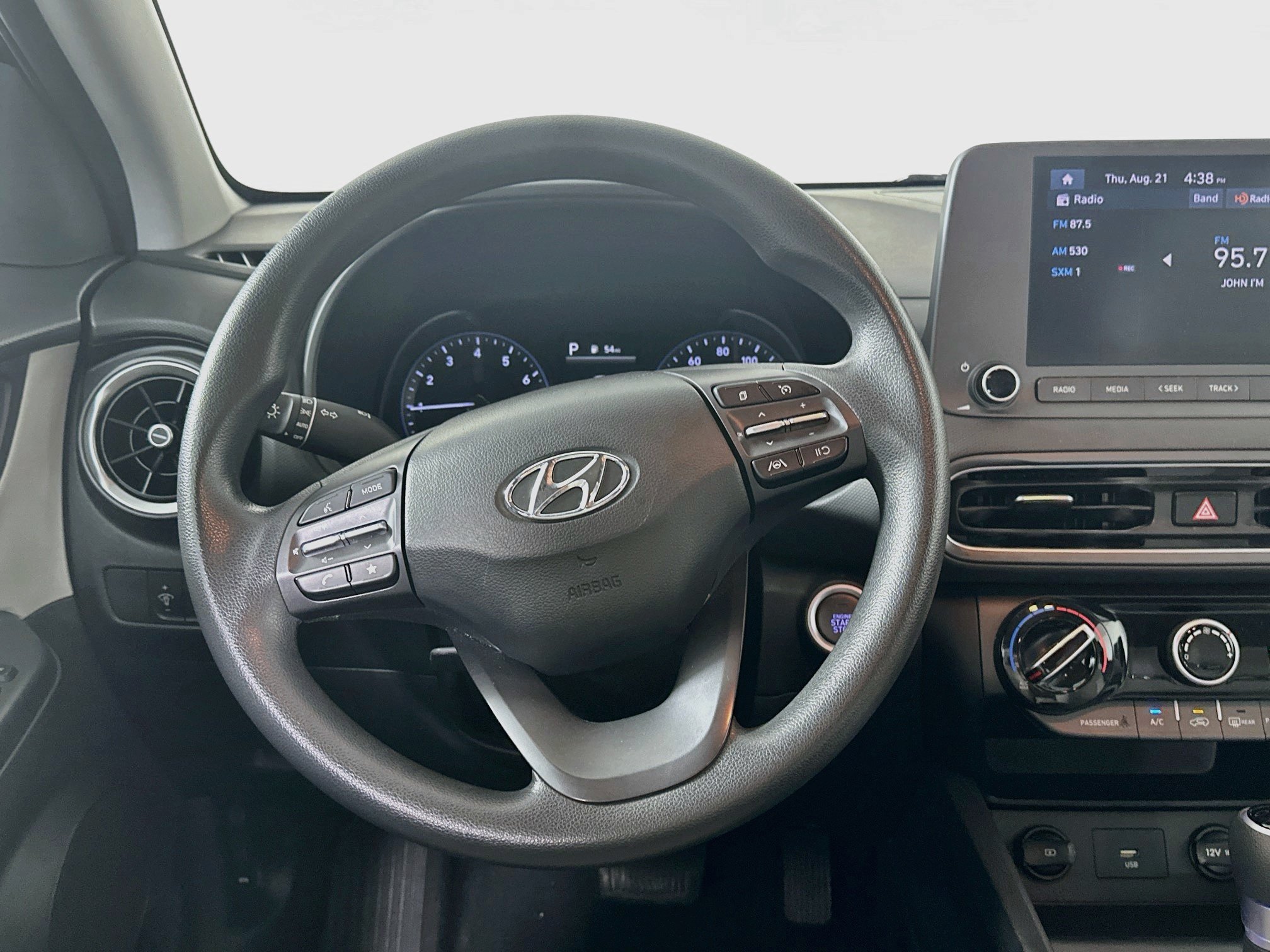 Used 2023 Hyundai Kona SEL FWD image 18