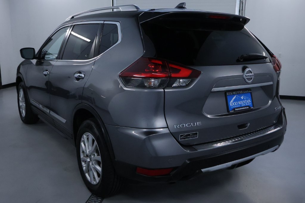 Used 2019 Nissan Rogue SV AWD/4WD image 5