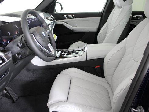 New 2026 BMW X5 sDrive40i w/ Parking Assistance Package image 5