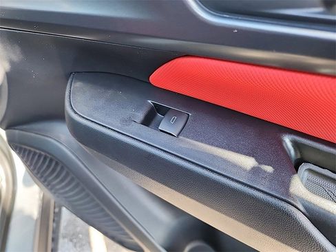 New 2025 Chevrolet Equinox EV RS image 28