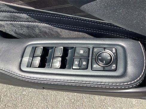 Used 2019 Lexus LS 500 AWD image 25