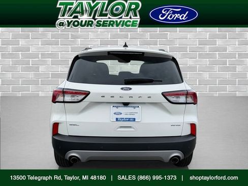 Certified 2022 Ford Escape SEL image 4