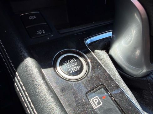 Used 2021 Nissan Kicks SV FWD image 21