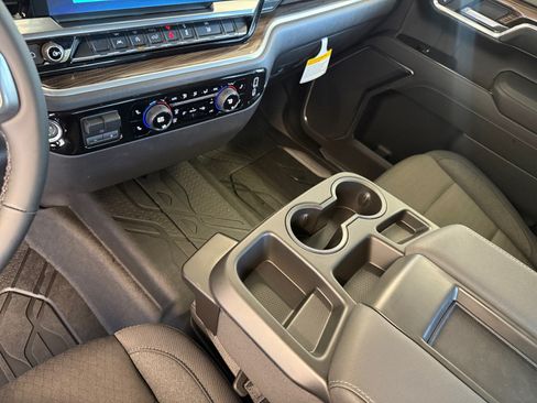 New 2026 Chevrolet Silverado 1500 RST w/ RST Select Package AWD/4WD image 21