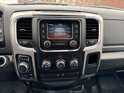 Used 2018 RAM 1500 Classic SLT image 30