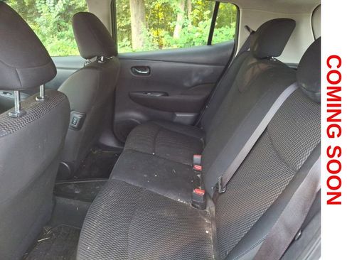Used 2015 Nissan Leaf S w/ Charge Package FWD image 9