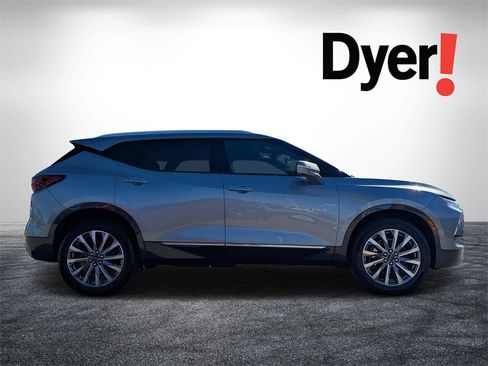 Certified 2024 Chevrolet Blazer Premier w/ Driver Confidence II Package image 2