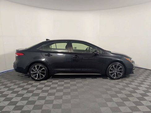 Certified 2021 Toyota Corolla SE FWD image 4