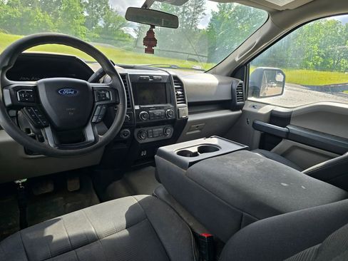 Used 2020 Ford F150 XL w/ Equipment Group 101A Mid AWD/4WD image 3