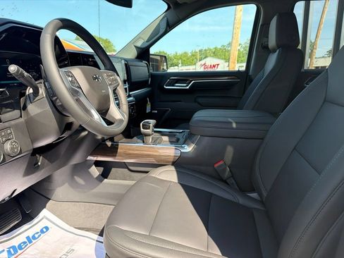 New 2026 Chevrolet Silverado 1500 RST w/ RST All Star Premium Package AWD/4WD image 14