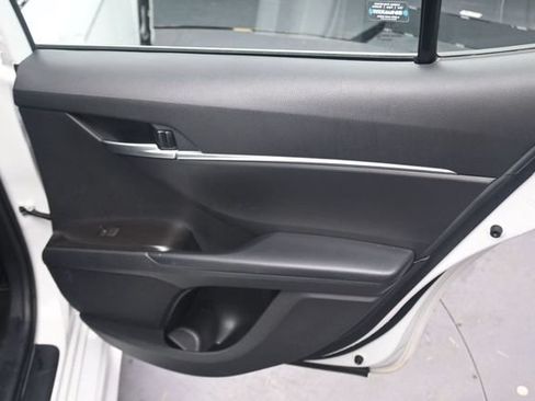 Used 2024 Toyota Camry SE FWD image 20