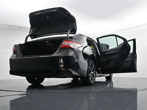 Used 2020 Toyota Camry SE w/ Audio Package FWD image 45