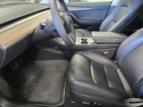 Used 2023 Tesla Model 3 Standard Range RWD image 13