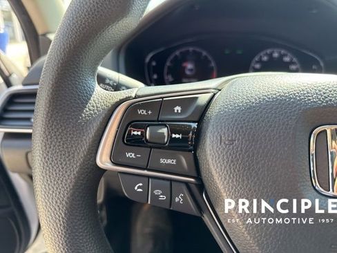 Used 2019 Honda Accord LX image 22