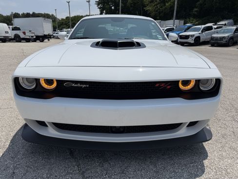 Used 2023 Dodge Challenger R/T Scat Pack RWD image 2
