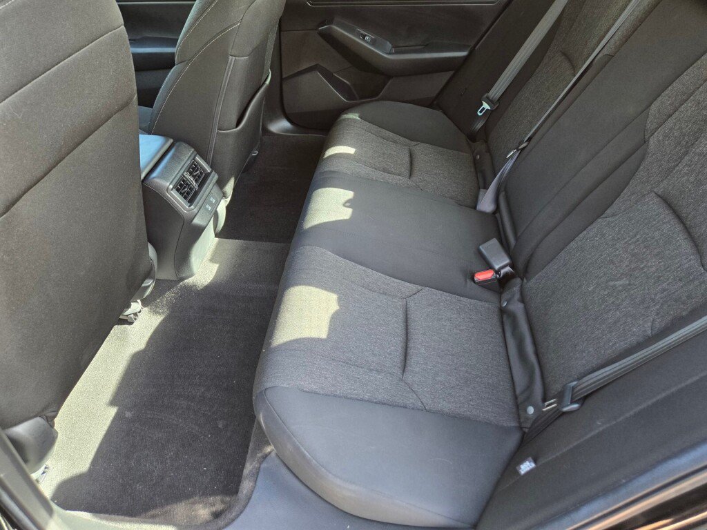 Certified 2025 Honda Accord SE image 11