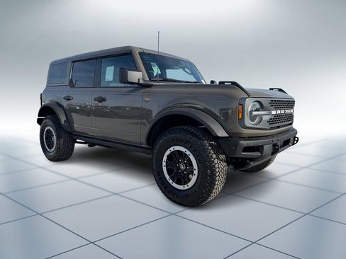 New 2026 Ford Bronco Badlands AWD/4WD image 2