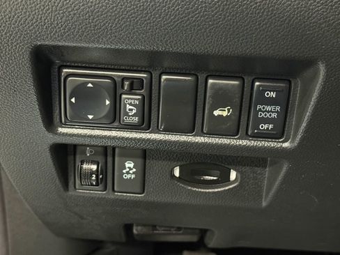 Used 2016 INFINITI QX70 3.7 RWD image 27