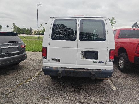 Used 2013 Ford E-250 and Econoline 250 w/ PWR Group image 4