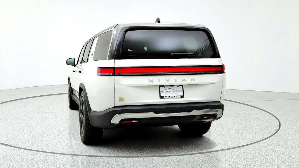 Used 2022 Rivian R1S Launch Edition Quad AWD/4WD image 6