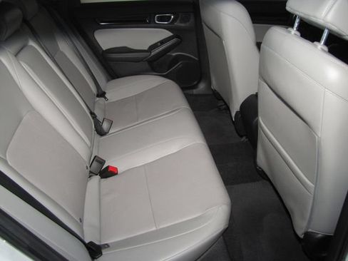 Certified 2025 Honda Civic Sport Touring image 19