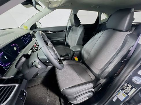 New 2026 Kia Seltos S FWD image 18