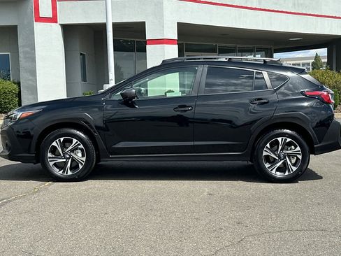 Used 2024 Subaru Crosstrek 2.0i Premium AWD/4WD image 9