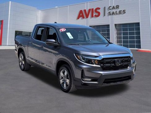 Used 2025 Honda Ridgeline RTL image 3