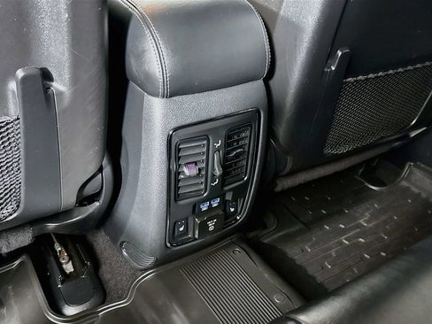 Used 2020 Jeep Grand Cherokee SRT AWD/4WD image 30