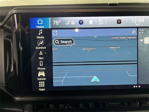 Used 2024 Jeep Wrangler Unlimited Rubicon w/ Technology Group image 14