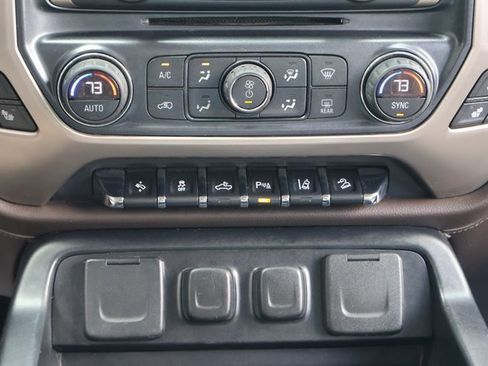 Used 2015 GMC Sierra 1500 Denali w/ Driver Alert Package image 17