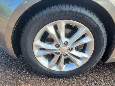 Used 2013 Kia Optima EX image 18