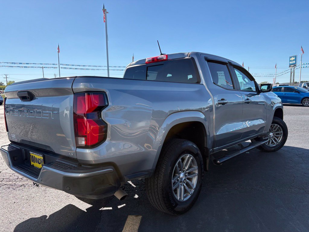 Used 2023 Chevrolet Colorado LT w/ LT Convenience Package III RWD image 5