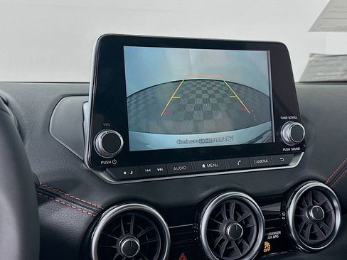 New 2025 Nissan Sentra SR image 18