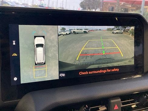 Certified 2024 Toyota Land Cruiser Base image 25