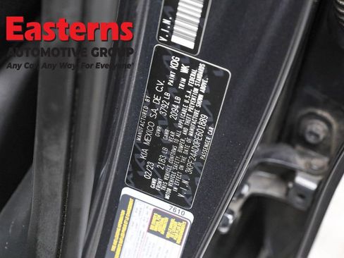 Used 2023 Kia Forte LXS image 33