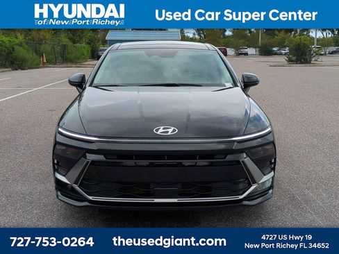 Used 2024 Hyundai Sonata SEL w/ Convenience Package FWD image 8