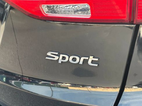 Used 2014 Hyundai Santa Fe Sport FWD image 5