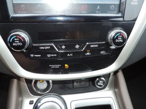 Used 2018 Nissan Murano Platinum image 26