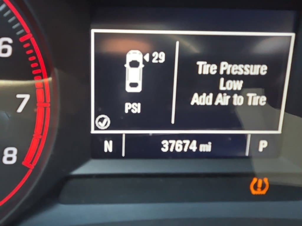 Certified 2024 Chevrolet Trax RS FWD image 15