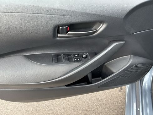 Used 2026 Toyota Corolla LE FWD image 15